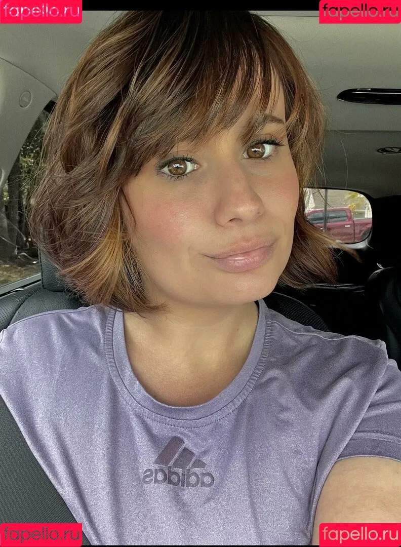 LillyBehave Onlyfans Photo Gallery 