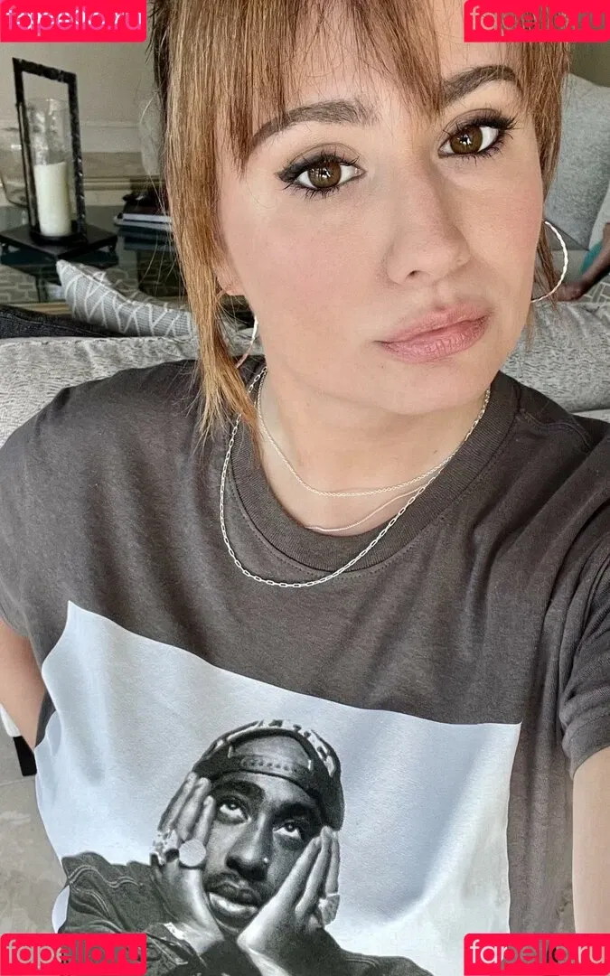 LillyBehave Onlyfans Photo Gallery 