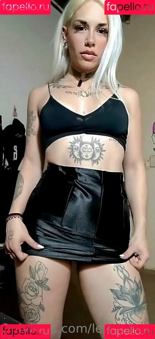 leahlarsen Onlyfans Photo Gallery 