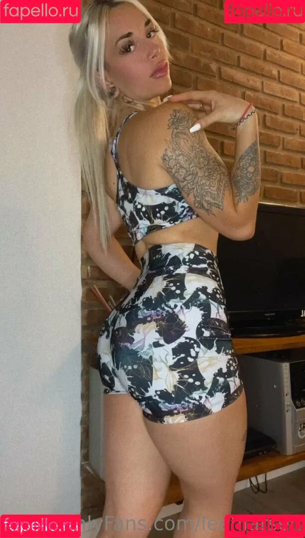 leahlarsen Onlyfans Photo Gallery 
