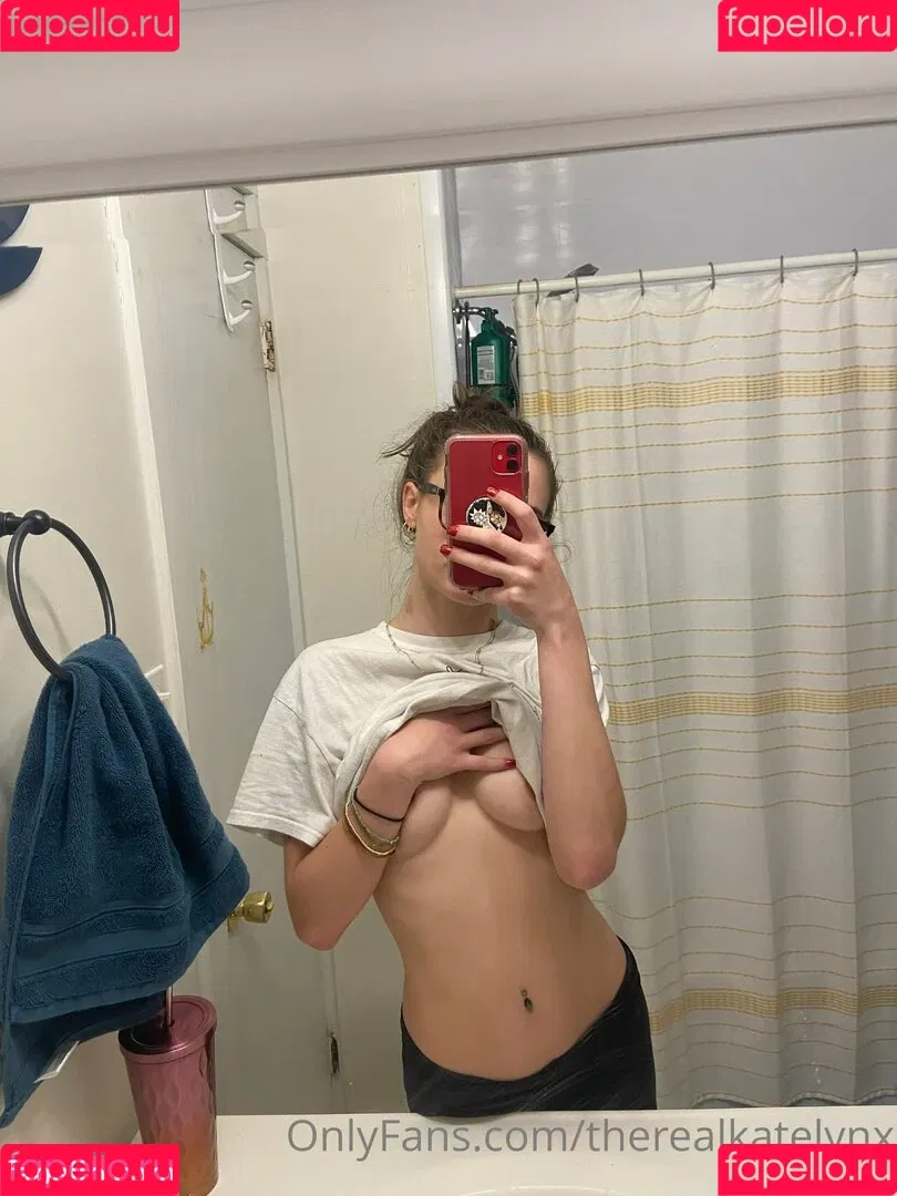 realkatelynx Onlyfans Photo Gallery 