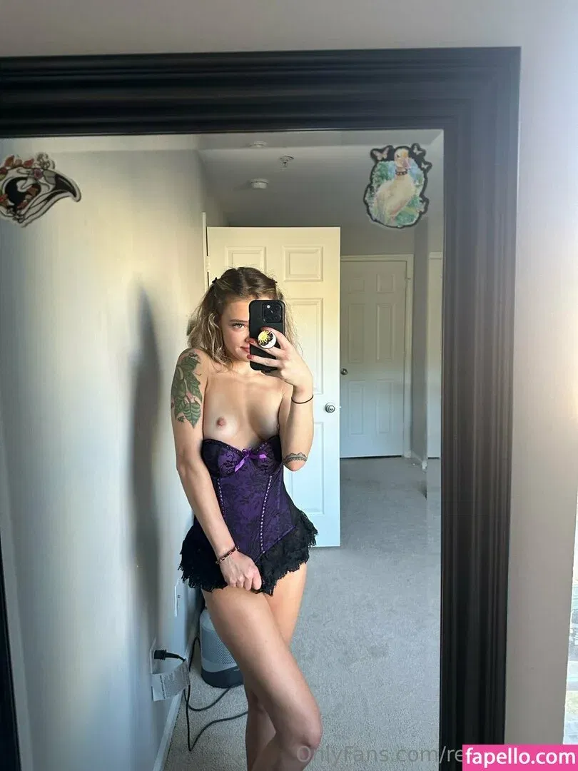 realkatelynx Onlyfans Photo Gallery 