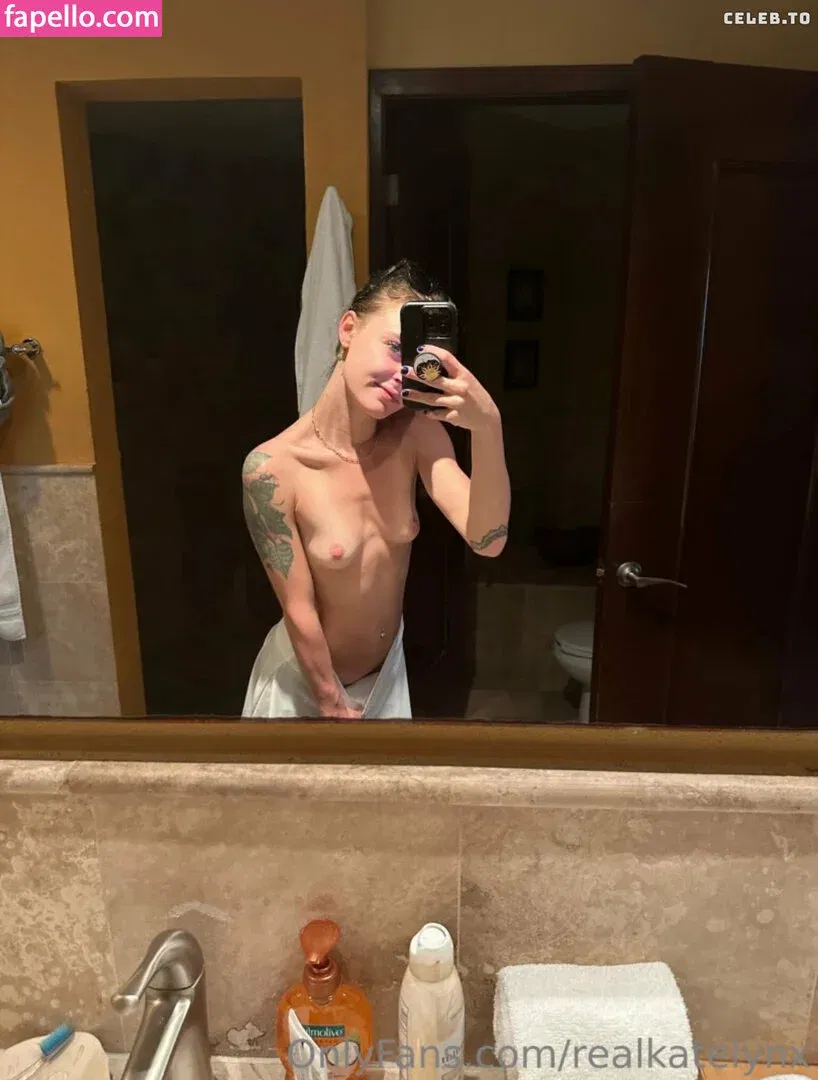 realkatelynx Onlyfans Photo Gallery 