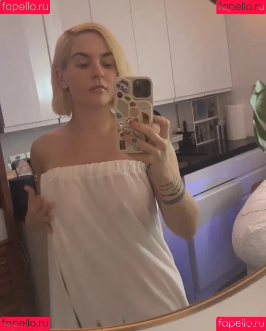 Joanna Jojo Levesque Onlyfans Photo Gallery 