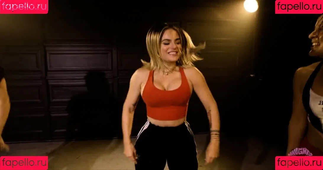 Joanna Jojo Levesque Onlyfans Photo Gallery 
