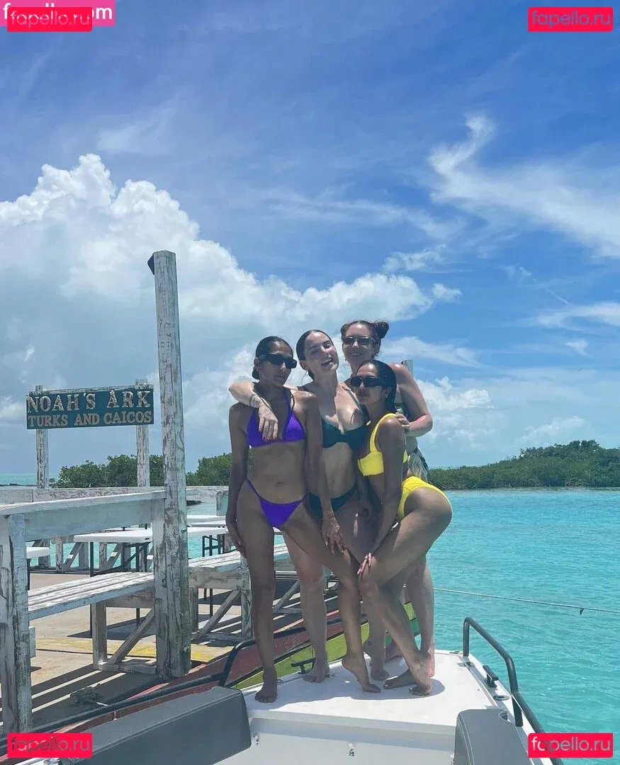 Joanna Jojo Levesque Onlyfans Photo Gallery 