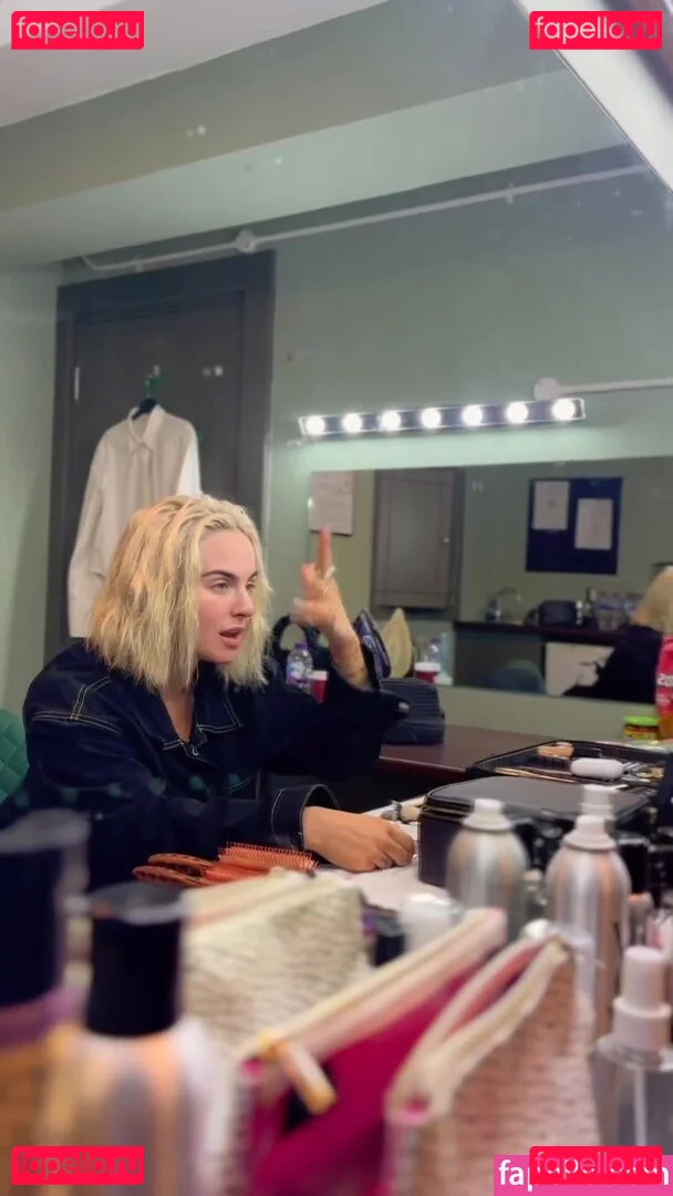 Joanna Jojo Levesque Onlyfans Photo Gallery 