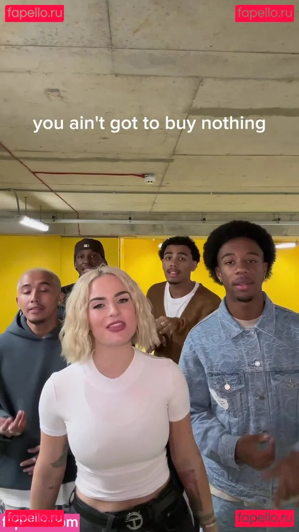 Joanna Jojo Levesque Onlyfans Photo Gallery 