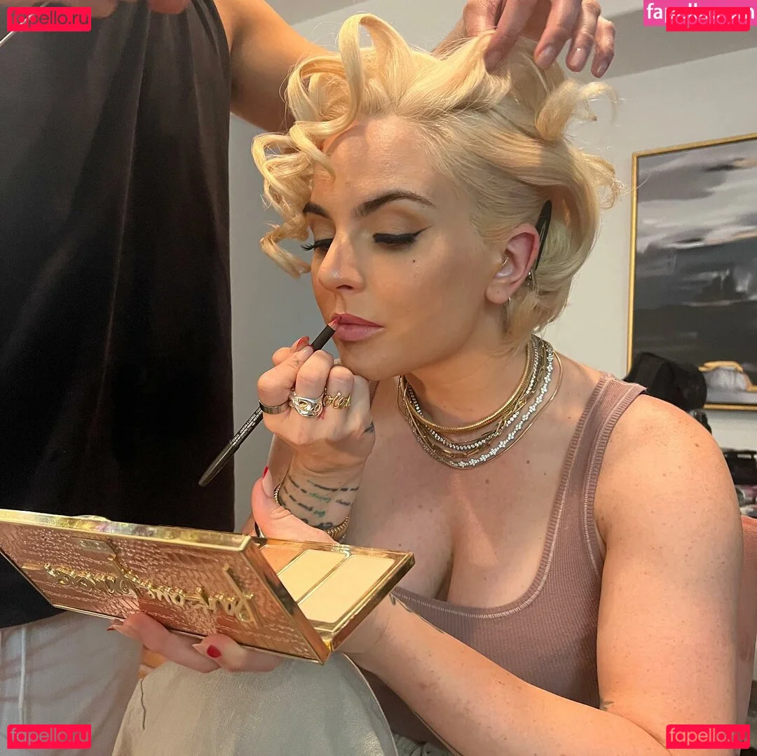 Joanna Jojo Levesque Onlyfans Photo Gallery 