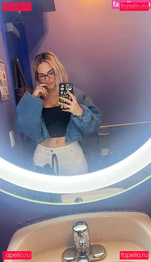 Joanna Jojo Levesque Onlyfans Photo Gallery 