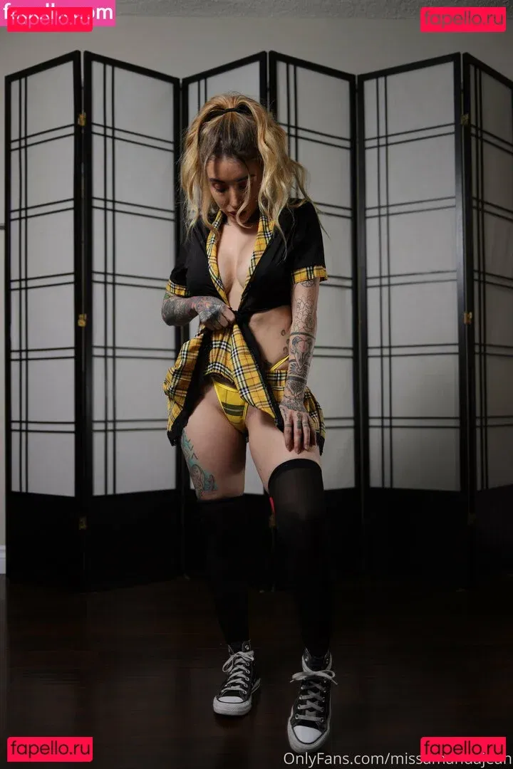 missamandajean Onlyfans Photo Gallery 