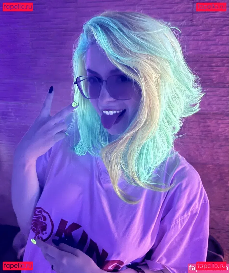 Carbunny Onlyfans Photo Gallery 