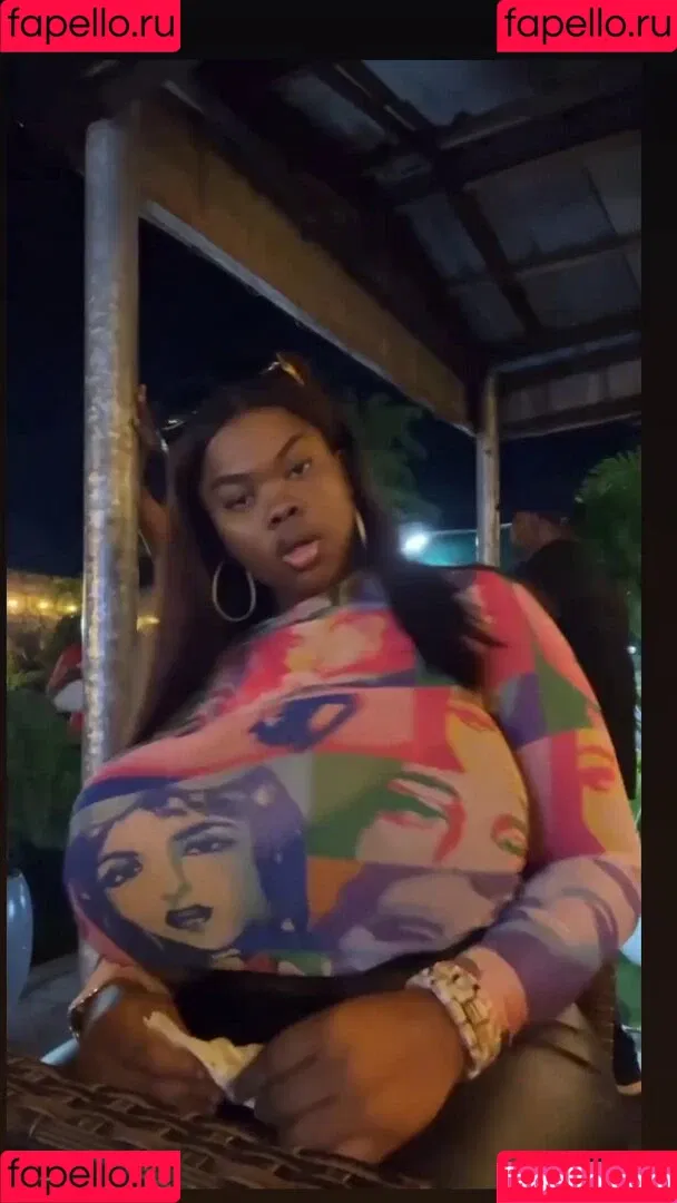 Chioma.lovv Onlyfans Photo Gallery 