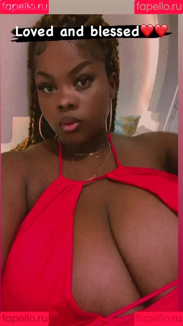 Chioma.lovv Onlyfans Photo Gallery 