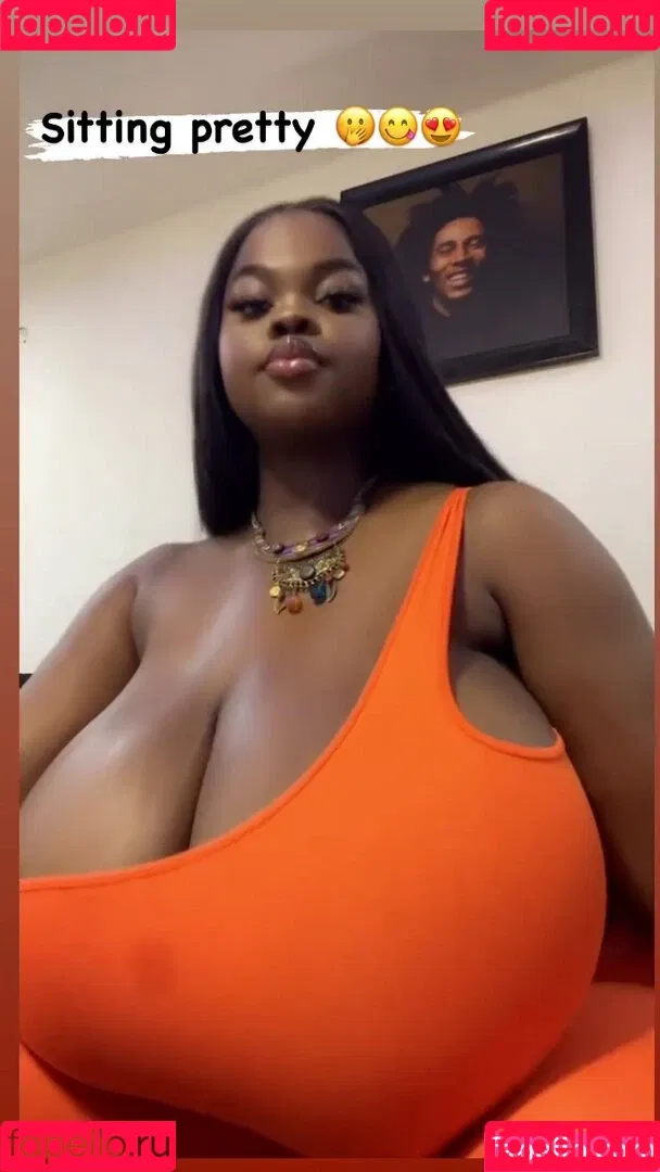 Chioma.lovv Onlyfans Photo Gallery 