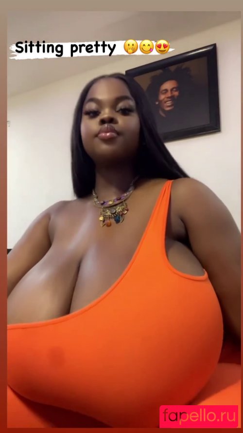 Chioma.lovv Onlyfans Photo Gallery 