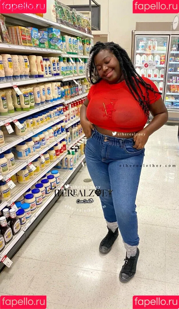 therealzoey Onlyfans Photo Gallery 