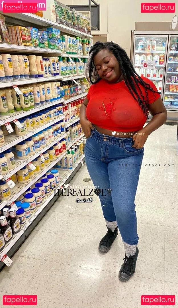 therealzoey Onlyfans Photo Gallery 