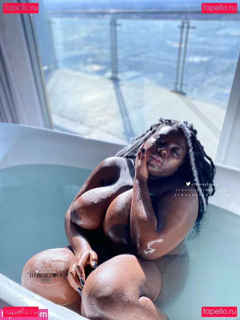 therealzoey Onlyfans Photo Gallery 