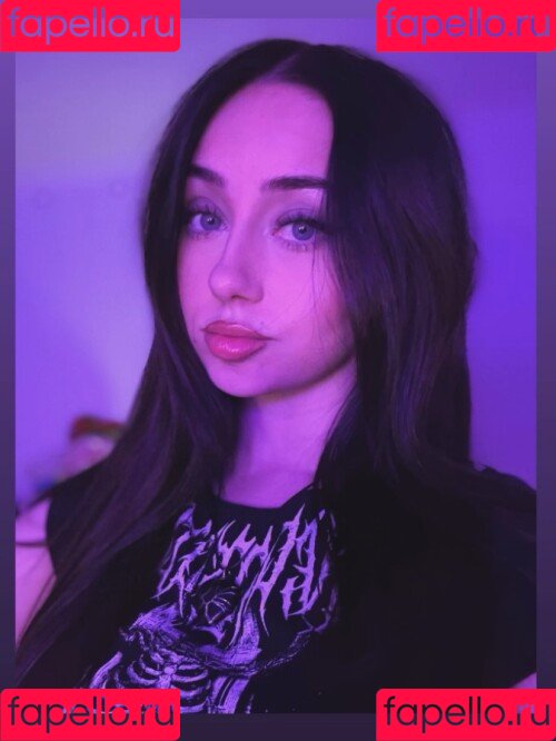 WandaWillow Onlyfans Photo Gallery 