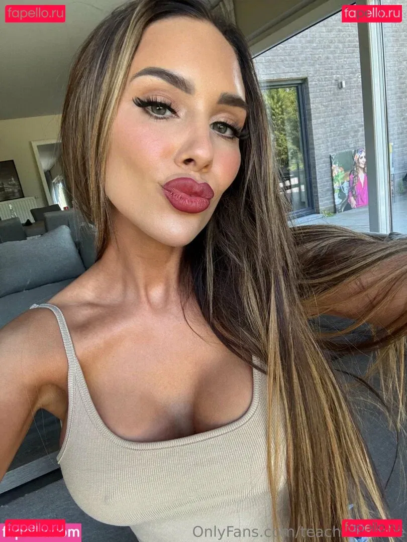 teacheresmee Onlyfans Photo Gallery 