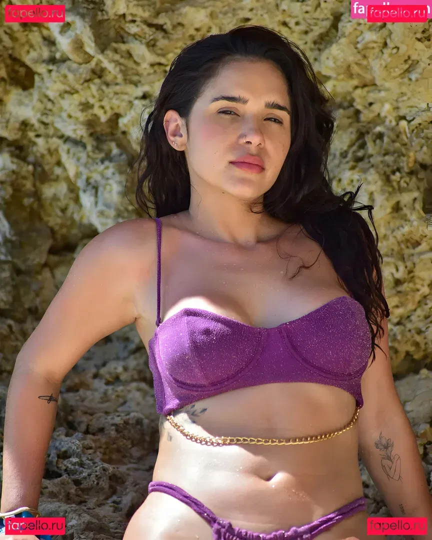 Gizelly Bicalho Onlyfans Photo Gallery 