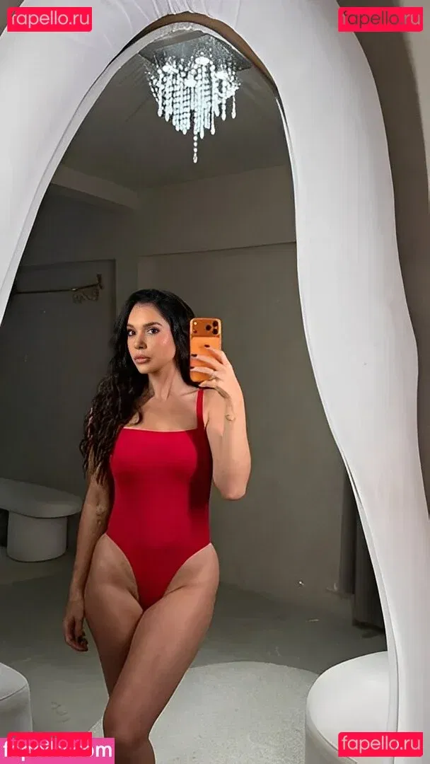 Gizelly Bicalho Onlyfans Photo Gallery 