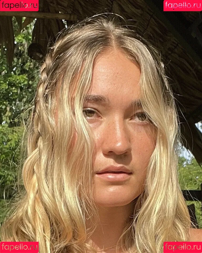 Margo Renate Onlyfans Photo Gallery 