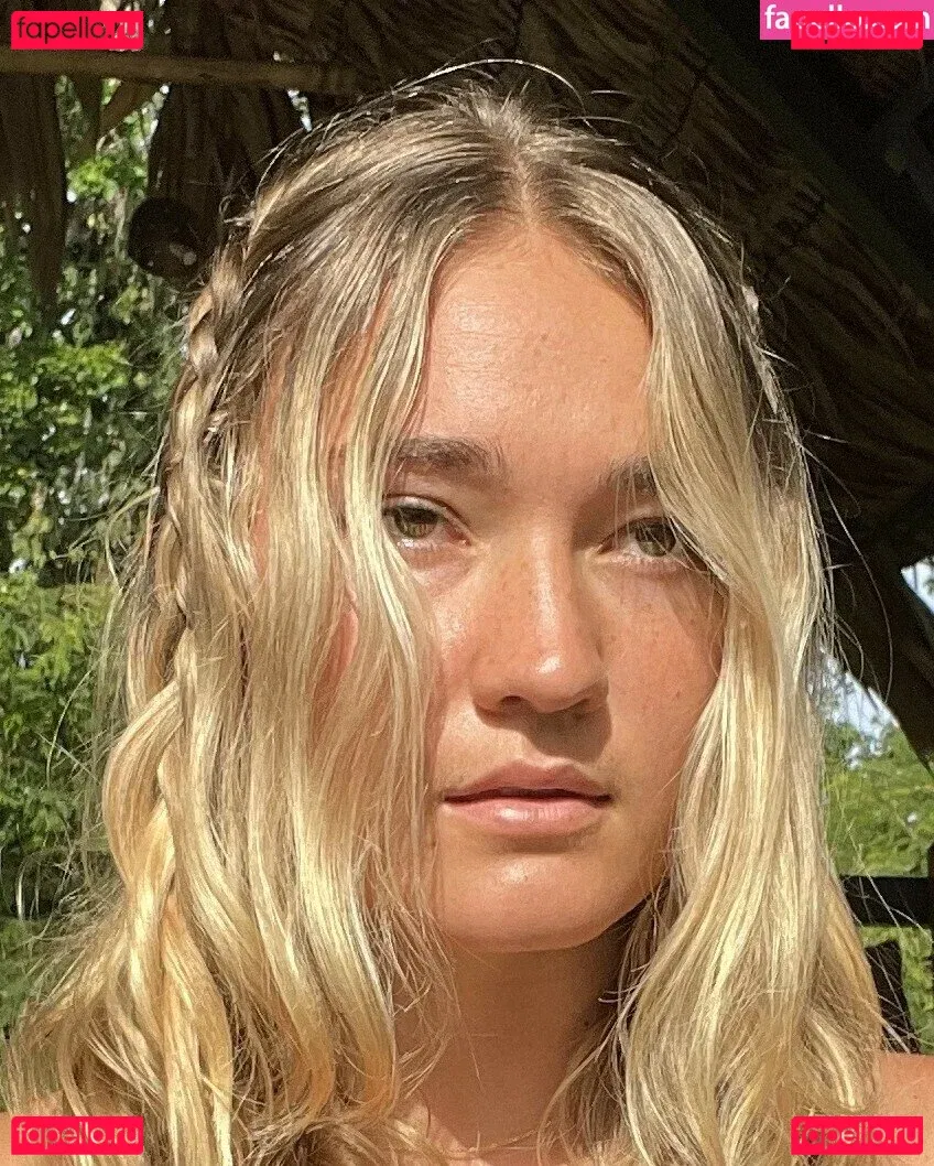 Margo Renate Onlyfans Photo Gallery 