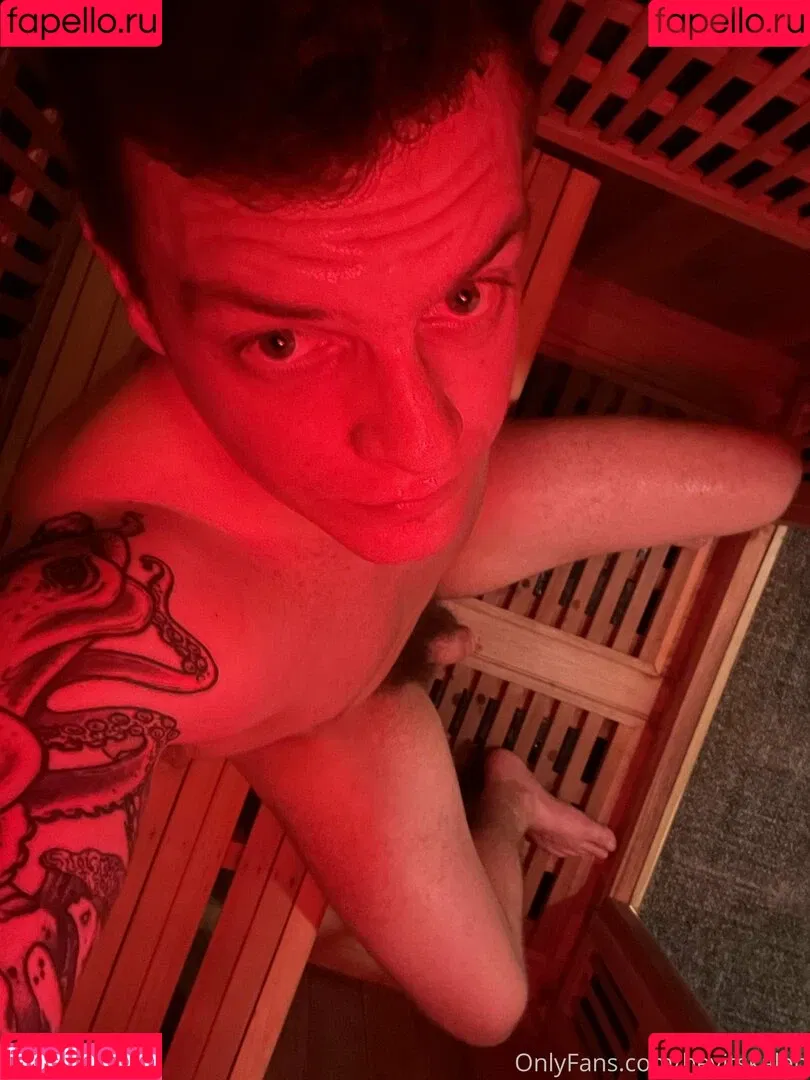 heyitskalen Onlyfans Photo Gallery 