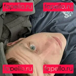 heyitskalen Onlyfans Photo Gallery 