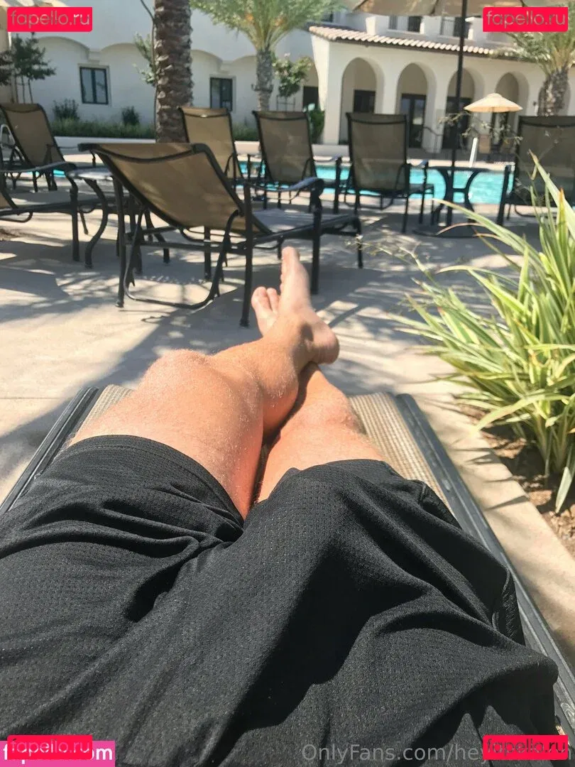 heyitskalen Onlyfans Photo Gallery 