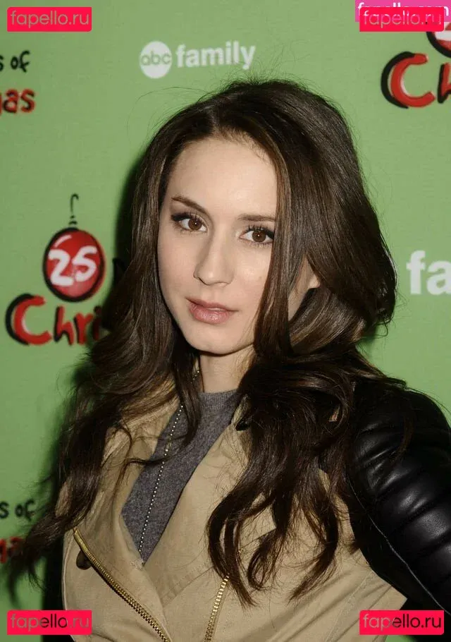 Troian Bellisario Onlyfans Photo Gallery 