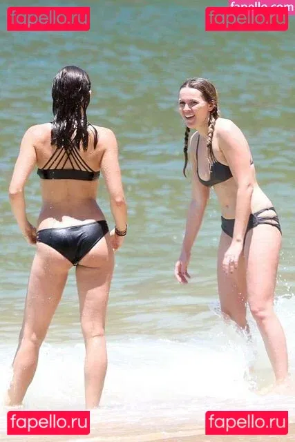 Troian Bellisario Onlyfans Photo Gallery 