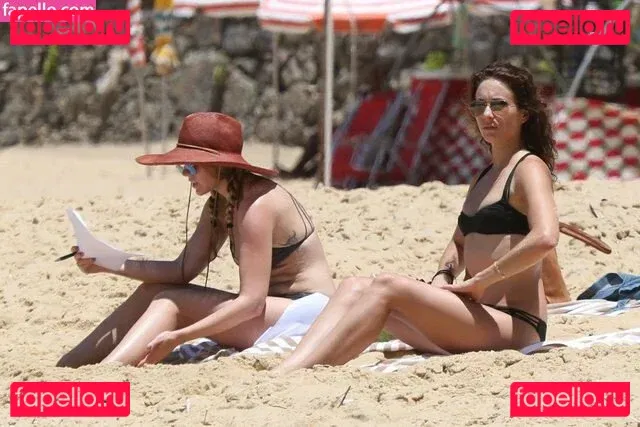 Troian Bellisario Onlyfans Photo Gallery 