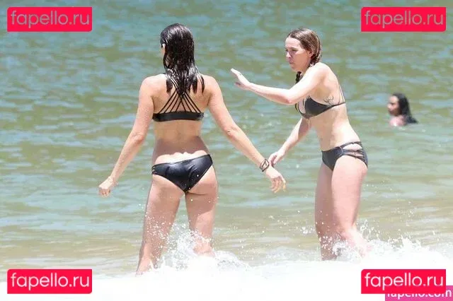 Troian Bellisario Onlyfans Photo Gallery 