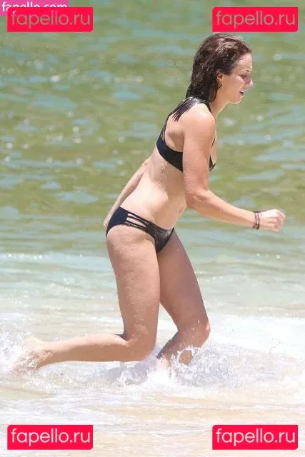 Troian Bellisario Onlyfans Photo Gallery 