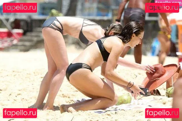 Troian Bellisario Onlyfans Photo Gallery 