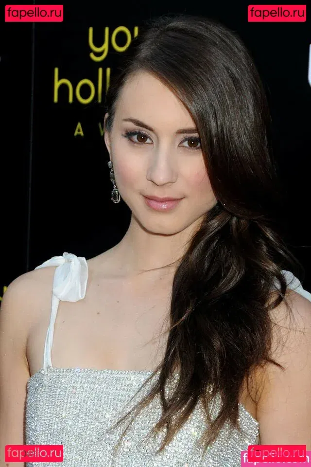 Troian Bellisario Onlyfans Photo Gallery 