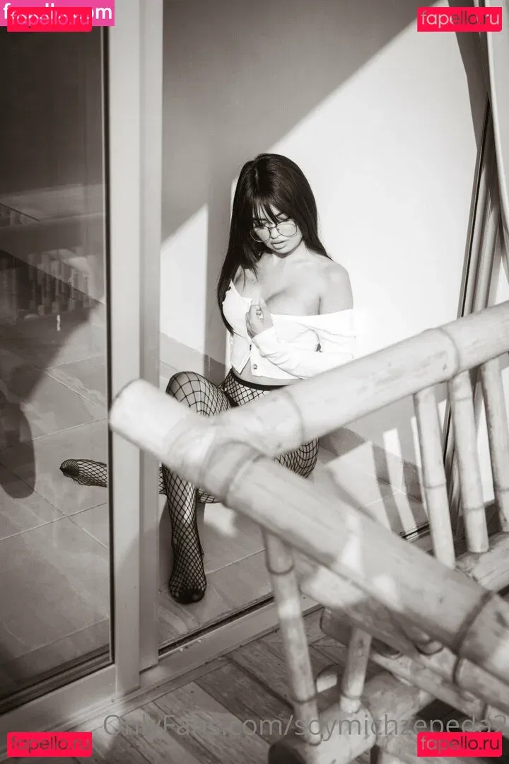 badmiich Onlyfans Photo Gallery 