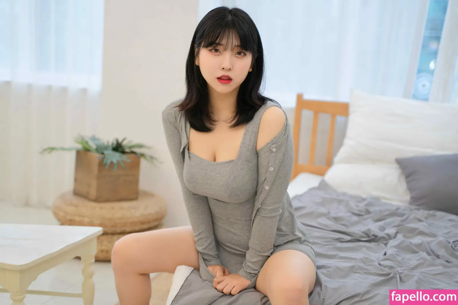 Hana Song Onlyfans Photo Gallery 