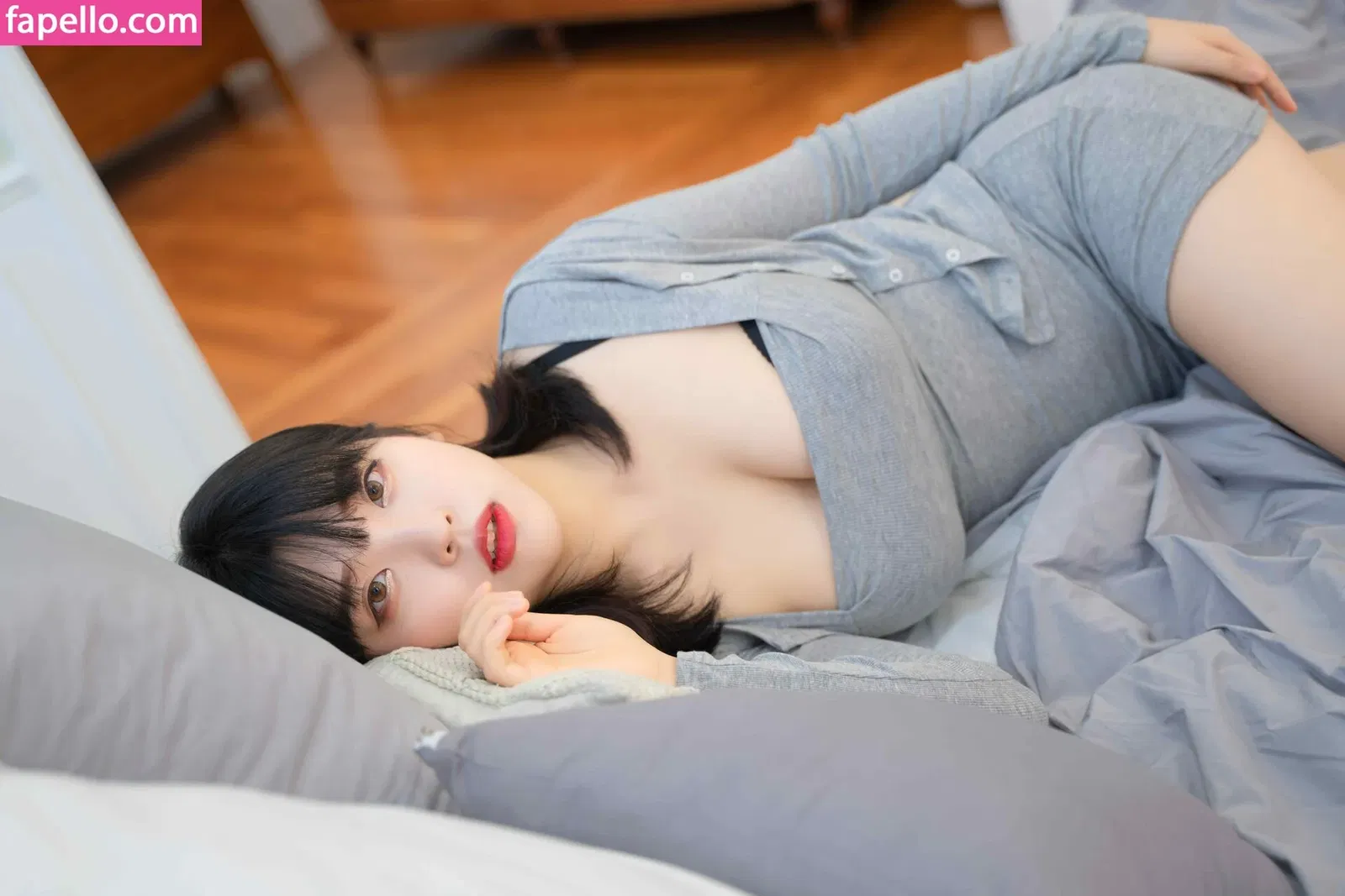 Hana Song Onlyfans Photo Gallery 