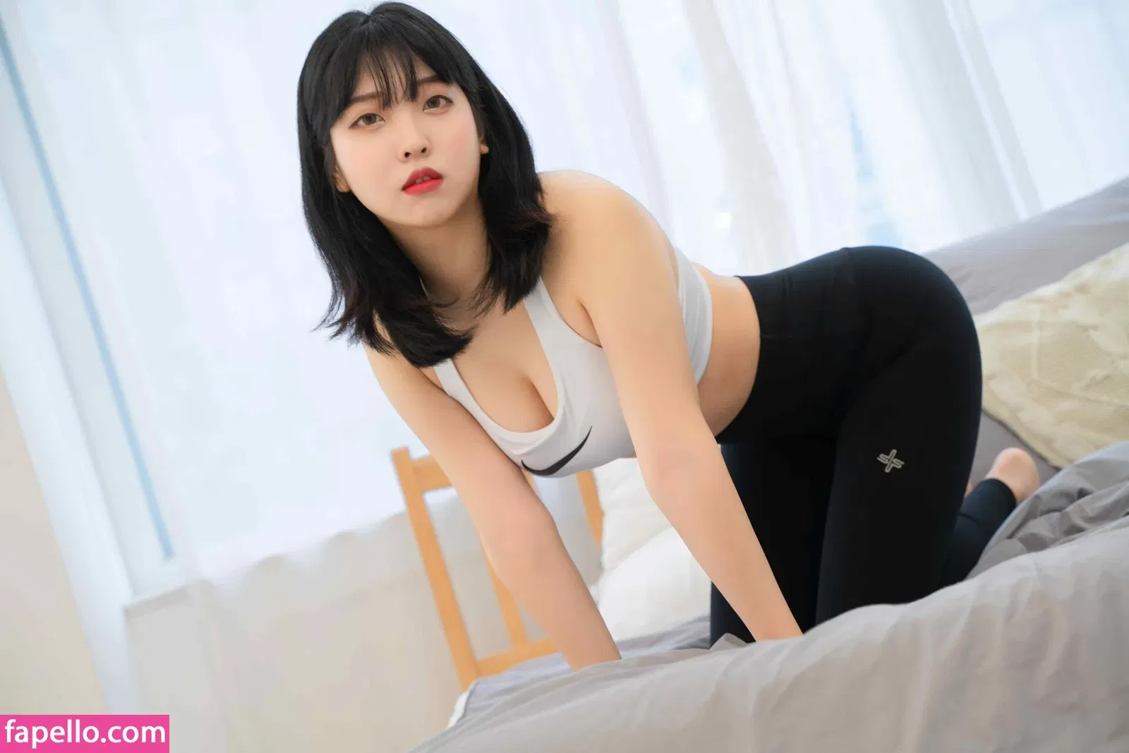 Hana Song Onlyfans Photo Gallery 
