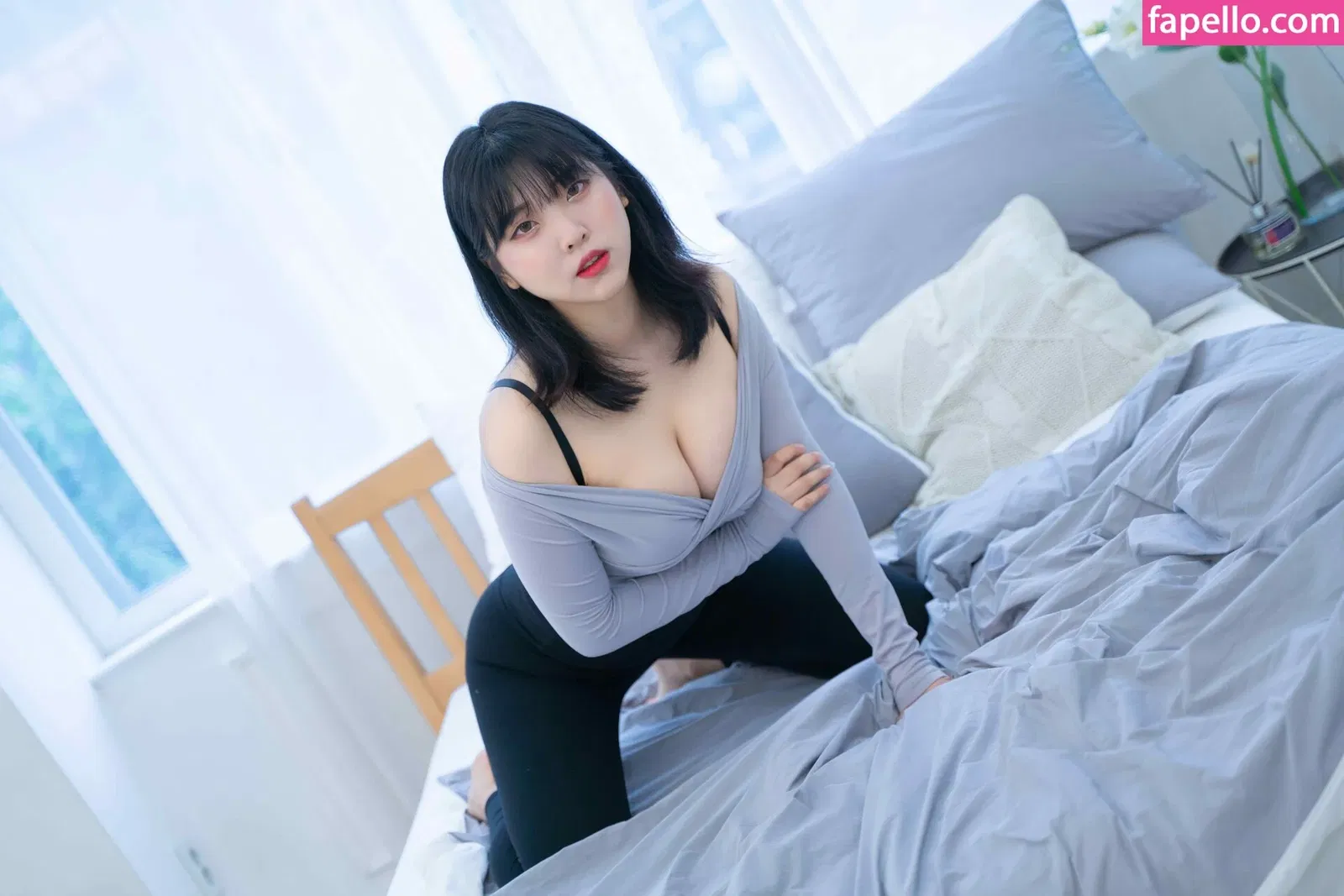 Hana Song Onlyfans Photo Gallery 