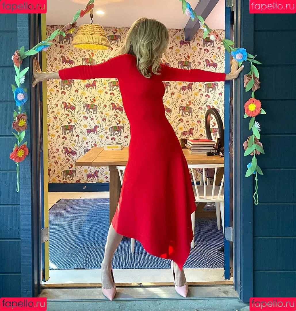 Arden Myrin Onlyfans Photo Gallery 