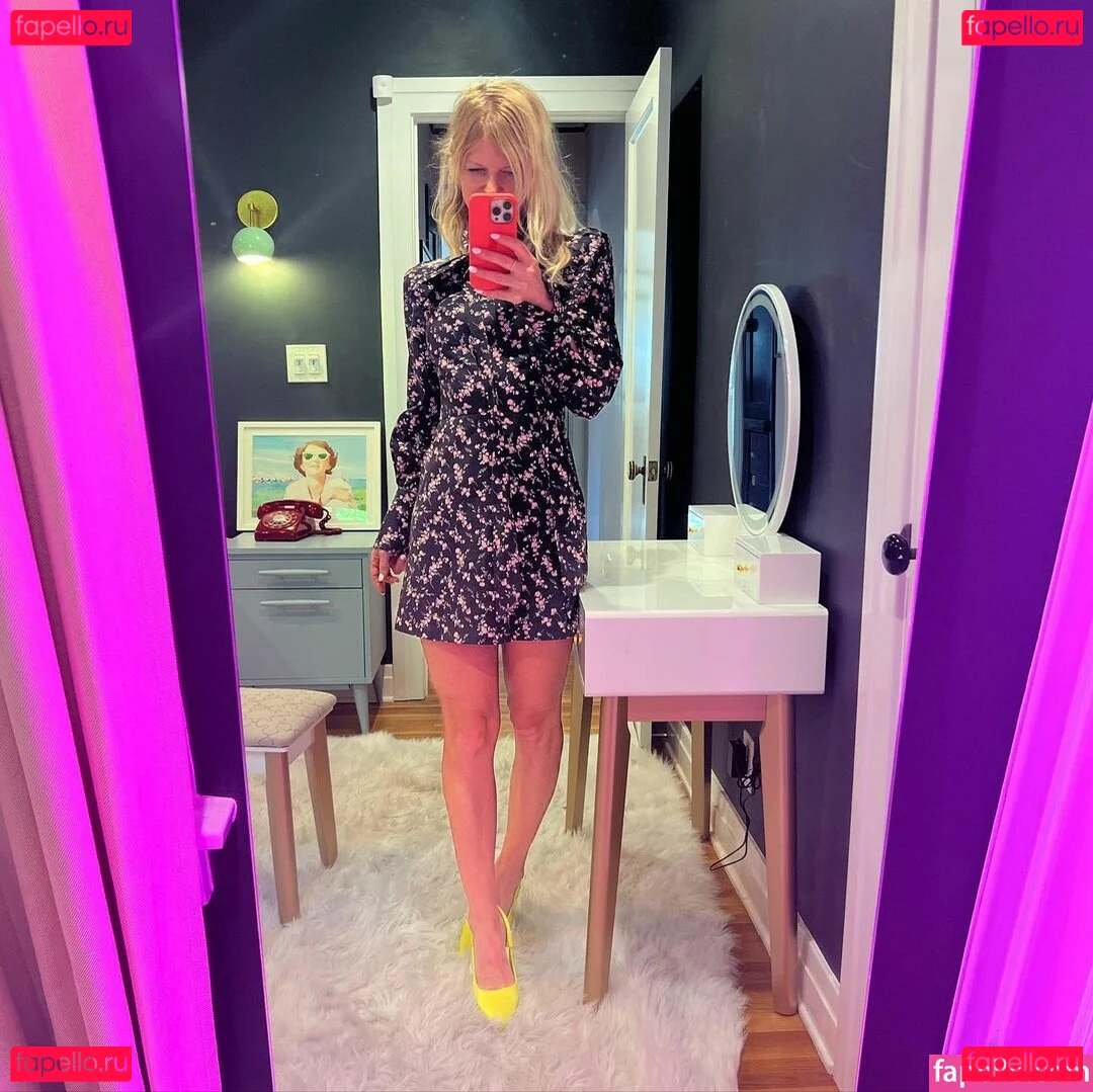 Arden Myrin Onlyfans Photo Gallery 