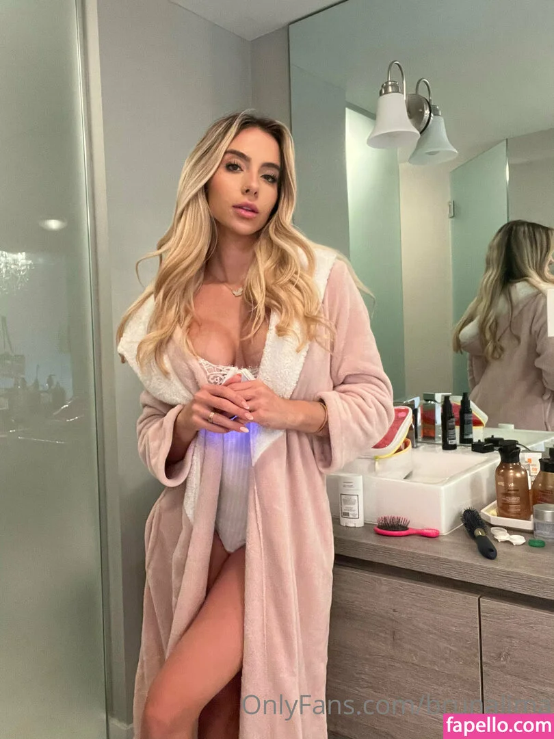 Bruna Lima Onlyfans Photo Gallery 