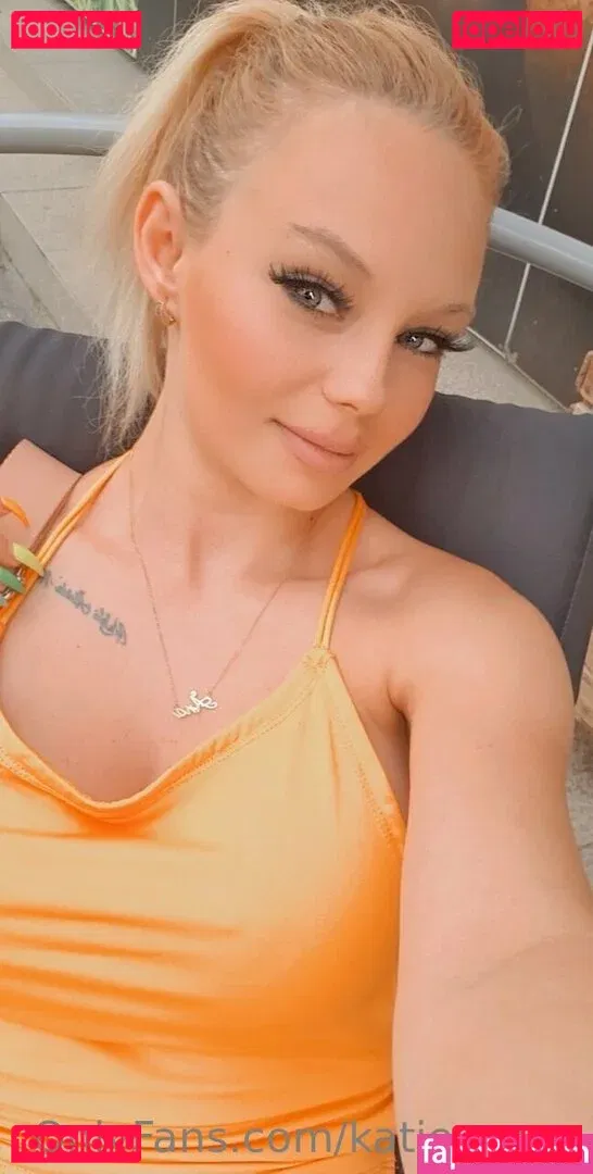 katie_nova Onlyfans Photo Gallery 