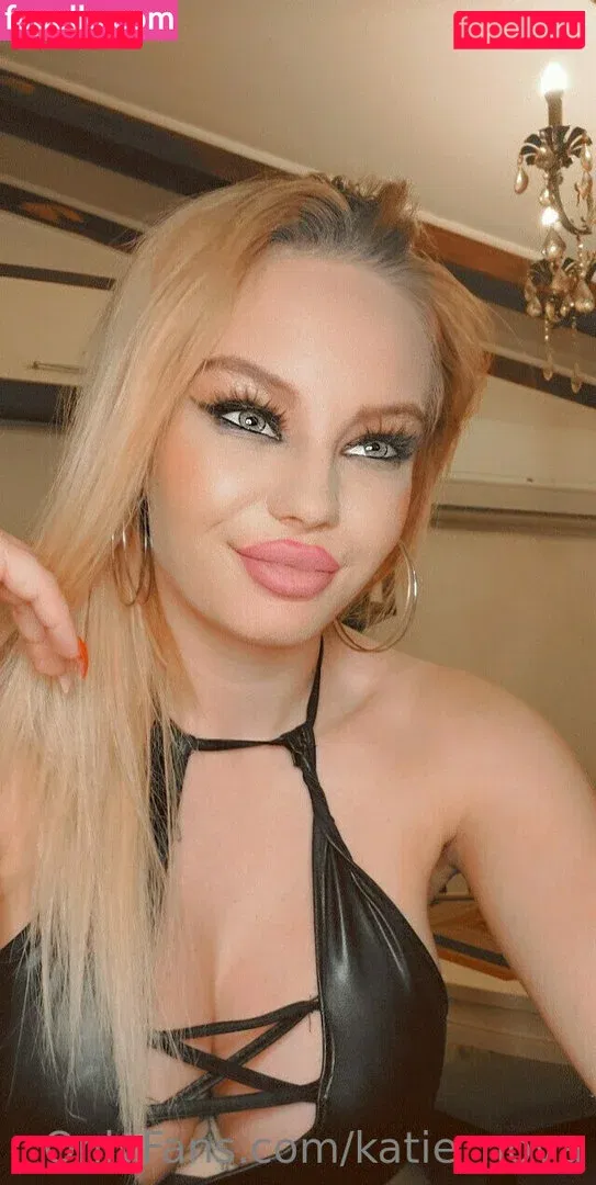 katie_nova Onlyfans Photo Gallery 