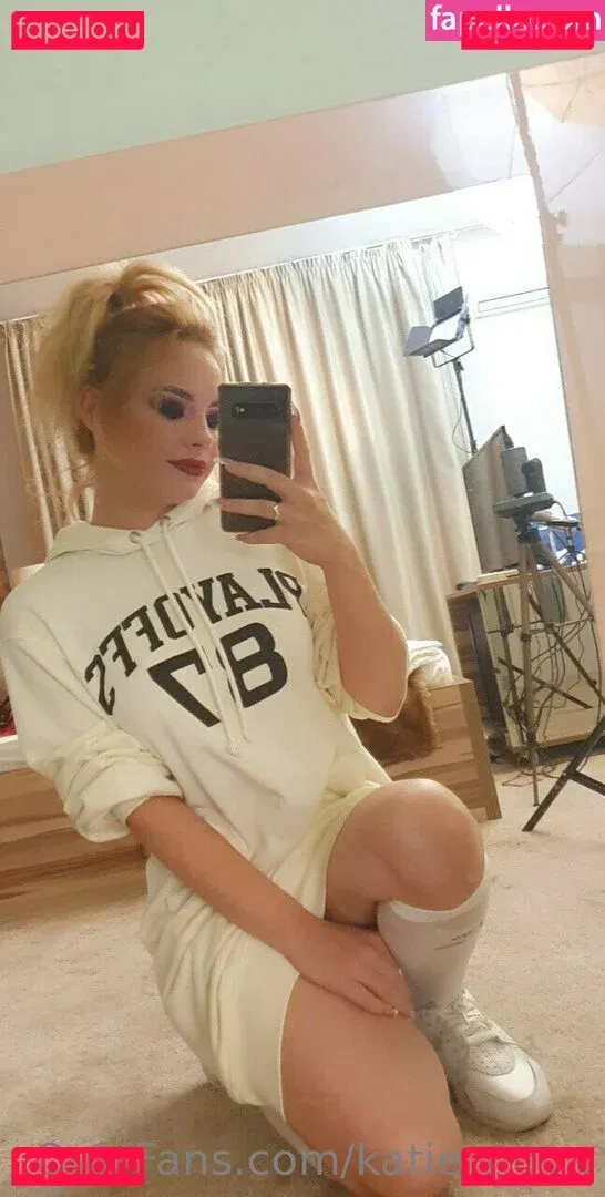 katie_nova Onlyfans Photo Gallery 